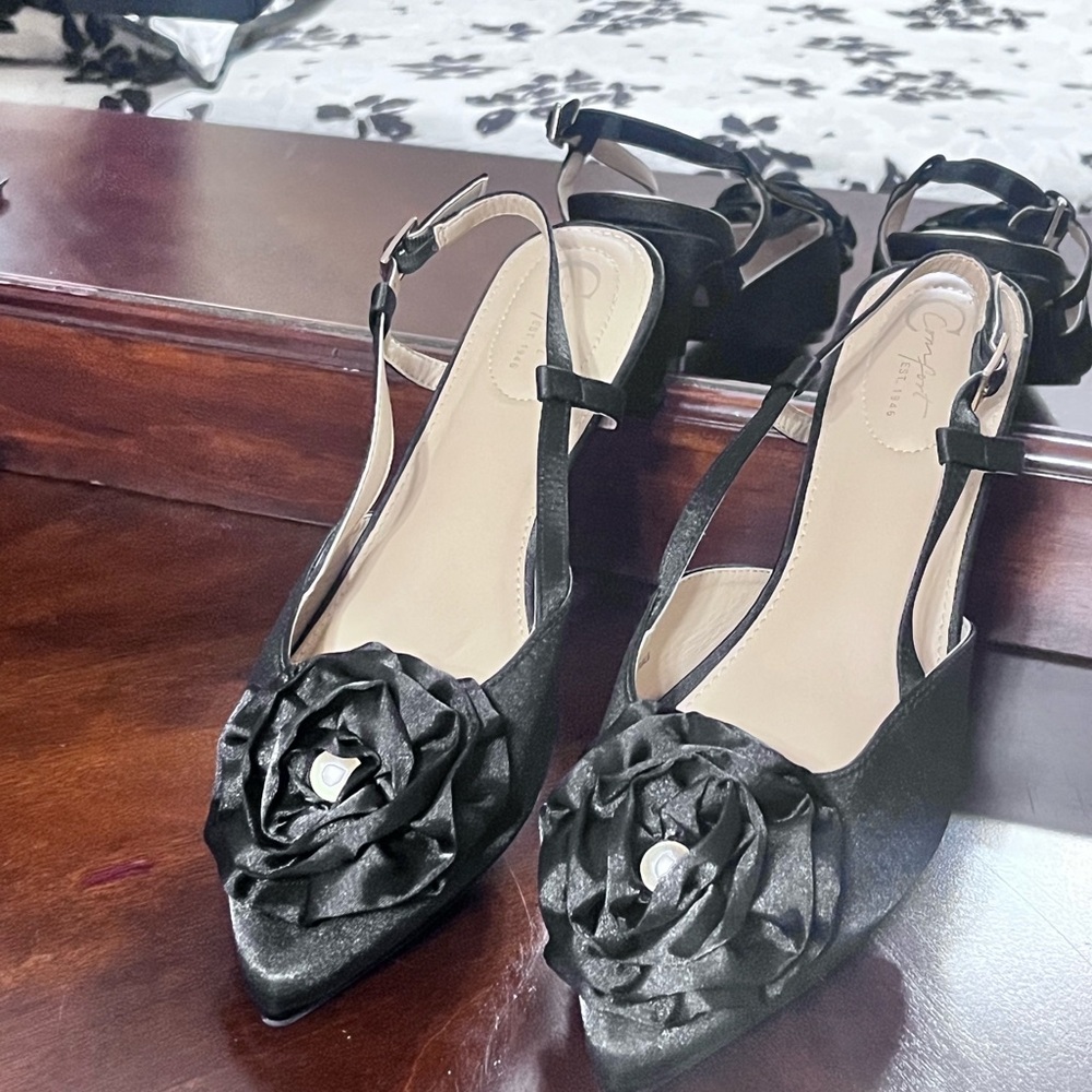 C Comfort Est 1946 Women’s Shoes. Size 8. NWT. - Picture 3 of 9